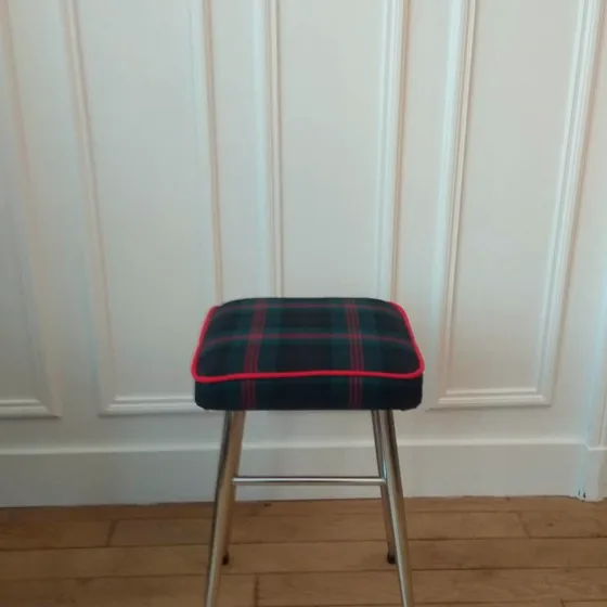 Tabouret années 70, de face